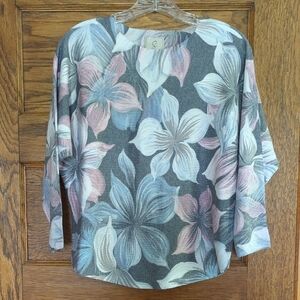 Sioni Dolman Sleeve Pastel Floral Scoop Neck Sweater Size Women's M